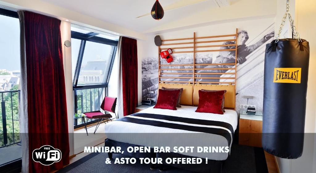 Located in the 2nd district of Paris, just 150 metres from Réamur-Sébastopol Metro Station, 123 Sébastopol offers a terrace, 24-hour reception and luggage...