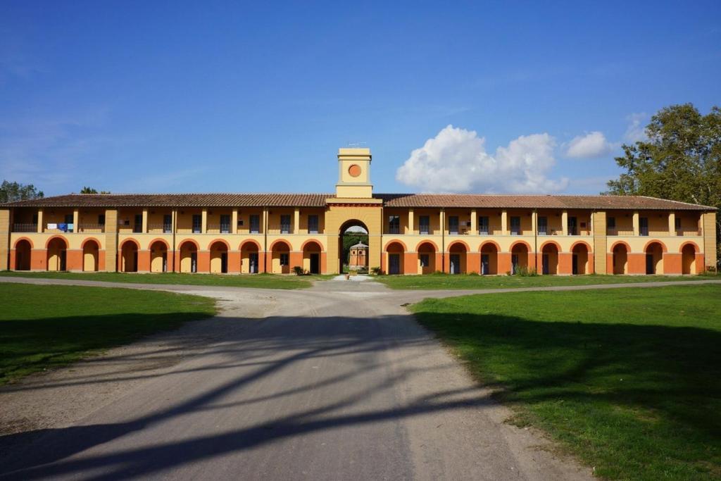 Das renovierte Casale La Sterpaia liegt im Nationalpark San Rossore und ist 6 km von Pisa entfernt.