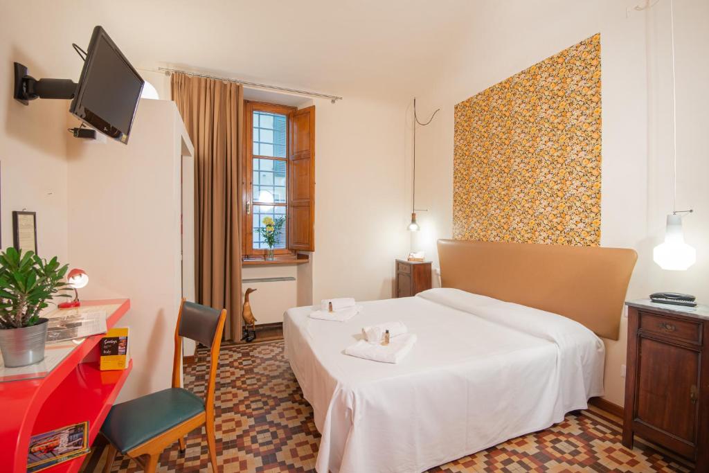 O Hotel Diana & Depandance está localizado no coração do centro histórico de Lucca, ao virar da esquina da Catedral Duomo di San Martino.