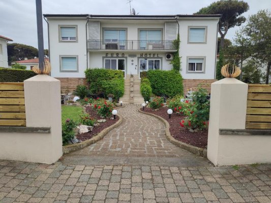 Euro Hotel, Tirrenia
