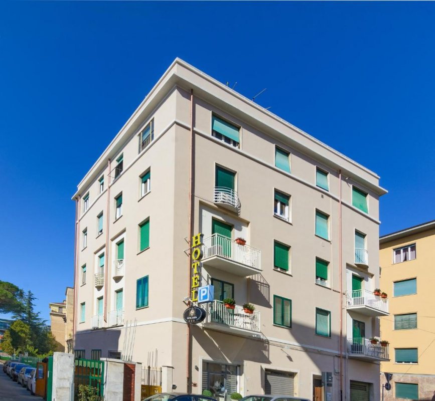 L'Hotel Maria se trouve à 120 mètres de la gare centrale de Pise et à quelques pas du centre-ville de Pise.