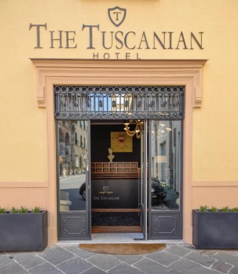 The Tuscanian Hotel, Lucca