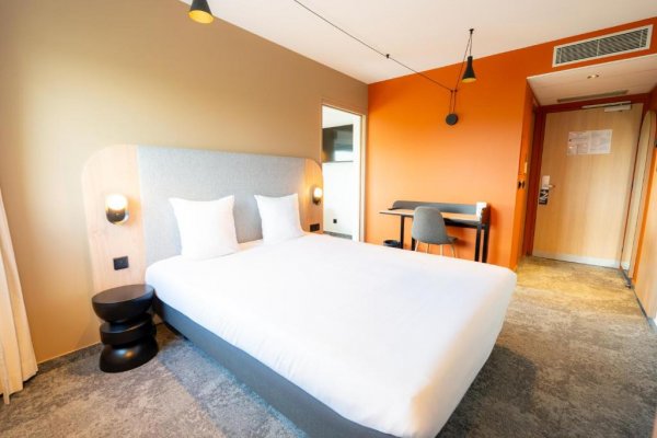 Hôtel Akena Reims Bezannes, Reims
