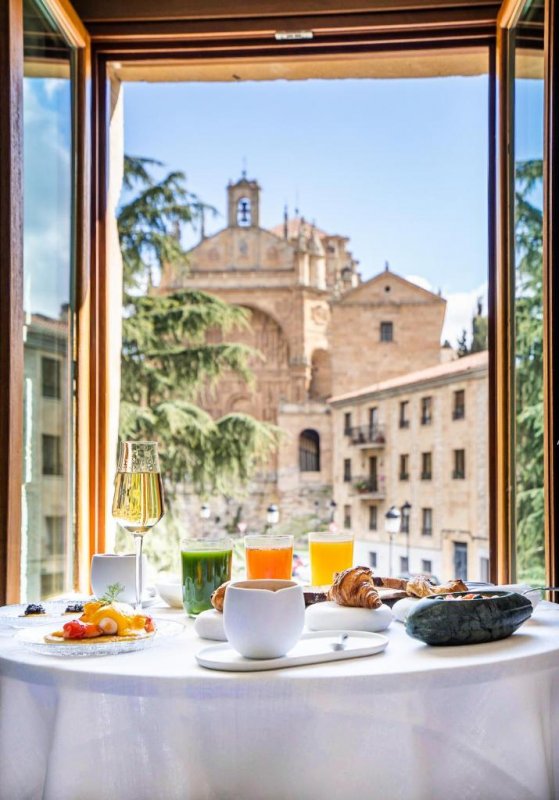 Doté d'un spa, ce palais du 15e siècle a été magnifiquement restauré dans un hôtel de luxe.