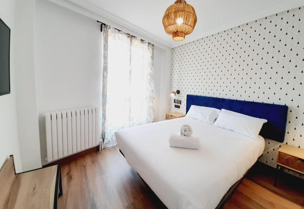 L'hôtel Matilde by gaiarooms est situé dans le centre historique de Salamanque, à quelques mètres de la Plaza Mayor.