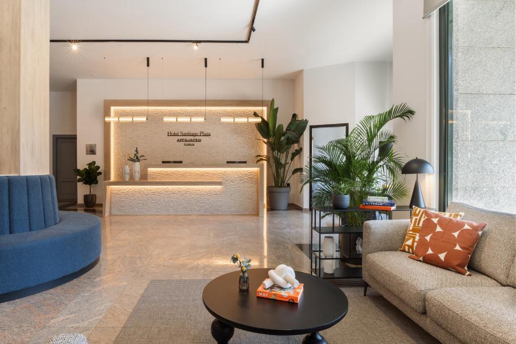 Surrounded by Paxonal Park and 1.5 km from Santiago de Compostela's old town, Hotel Santiago Plaza Affiliated by Meliá offers free Wi-Fi throughout.