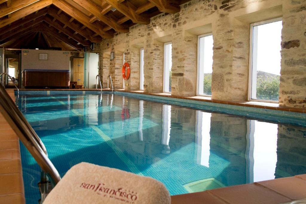 San Francisco Monumento is a historic monastery with an indoor pool and hot tub.