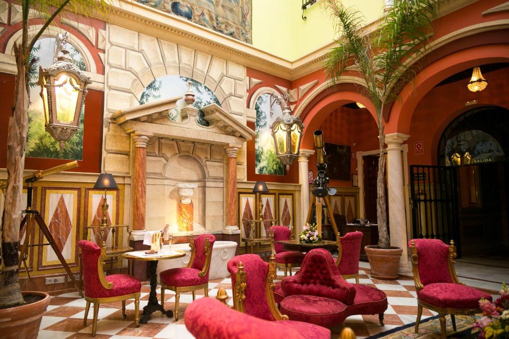 Situato nel centro storico di Siviglia, accanto alla Chiesa di Santa Marta, l'Hotel Ateneo Sevilla offre arredi eleganti e la connessione WiFi gratuita.