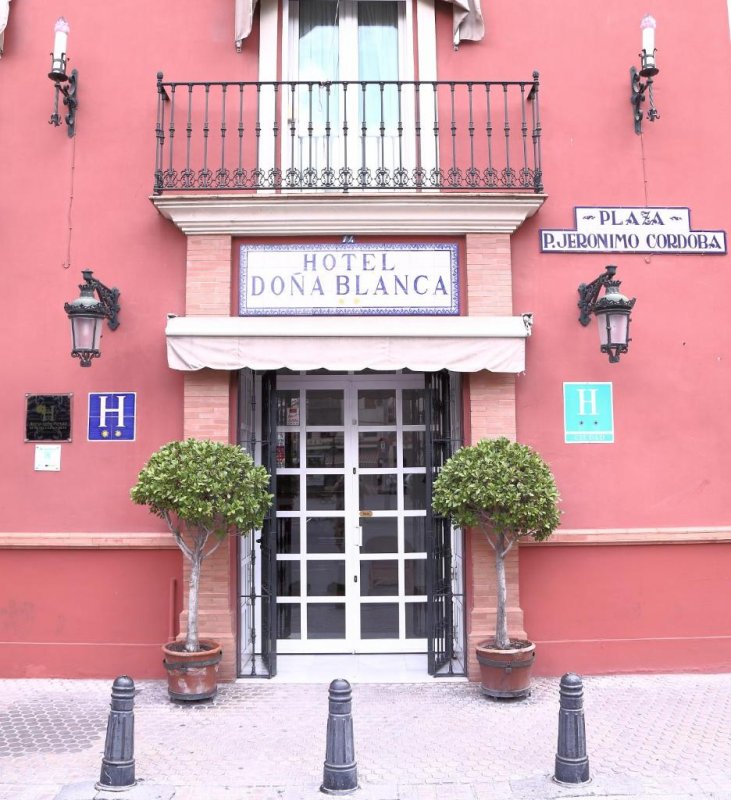 Located opposite Seville’s 14th-century Santa Catalina Church, this traditional Andalusian house combines a peaceful setting with elegant rooms.