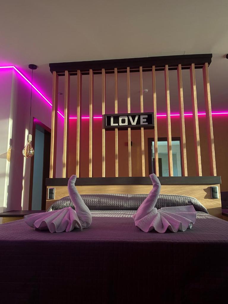 Hotel-Asador Montes Oretanos, Pulgar