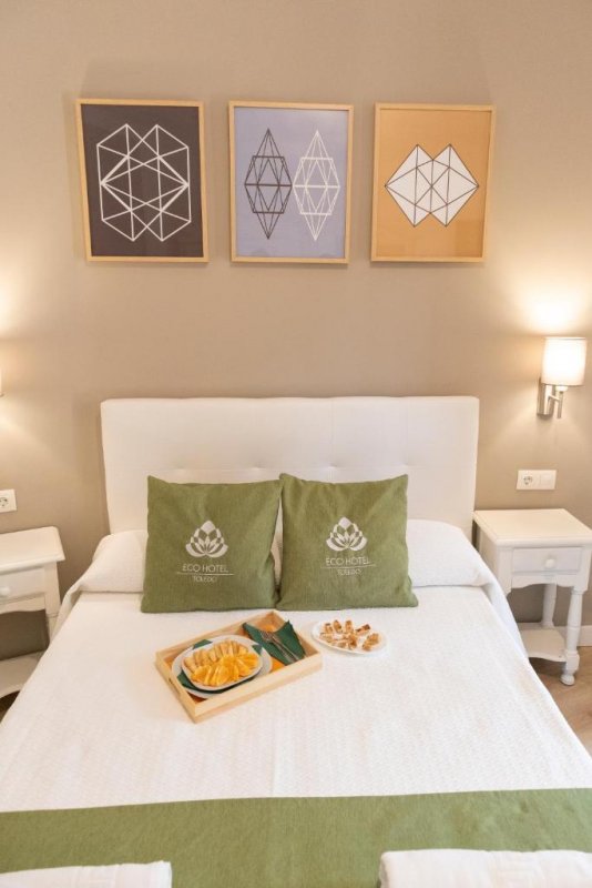 Acest hotel de familie este situat în centrul istoric al Toledo.