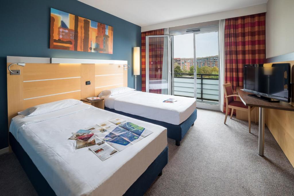 Das Idea Hotel Torino Mirafiori ist ein modernes Gebäude mit Terrasse, in einer ruhigen Gegend mit guten Busverbindungen zum Stadtzentrum.