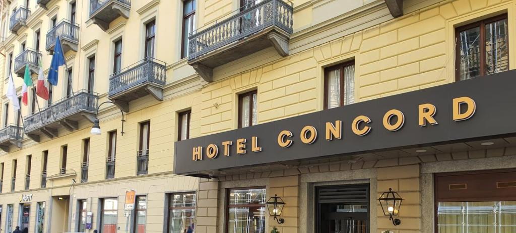 Hotel Concord is 100 metres from Porta Nuova, and a short walk from the pedestrian shopping district in Turin.