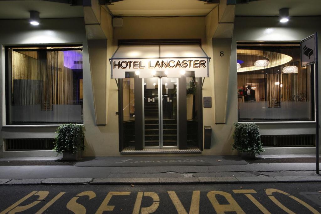 Das Hotel Lancaster liegt im Geschäftsviertel von Turin, nur 800 m vom Bahnhof Porta Nuova und 3 km vom Messezentrum Lingotto entfernt.