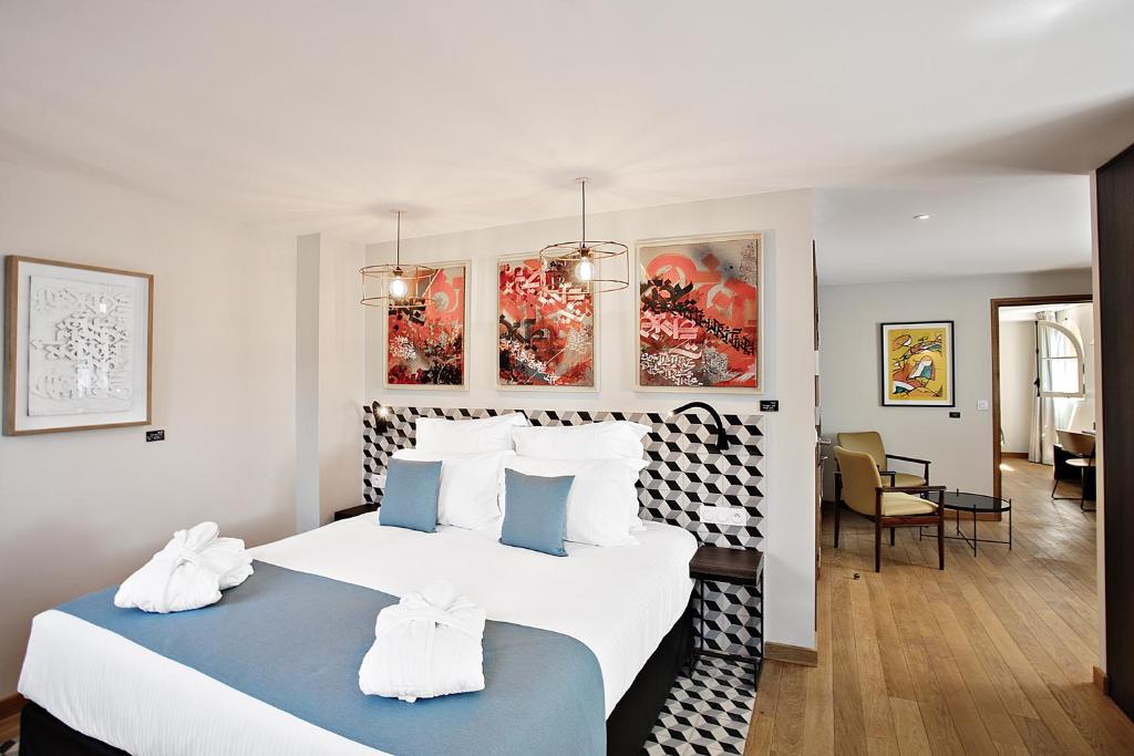 Villa du Taur is located in the centre of Toulouse near Place du Capitole and the Saint-Sernin Basilica.