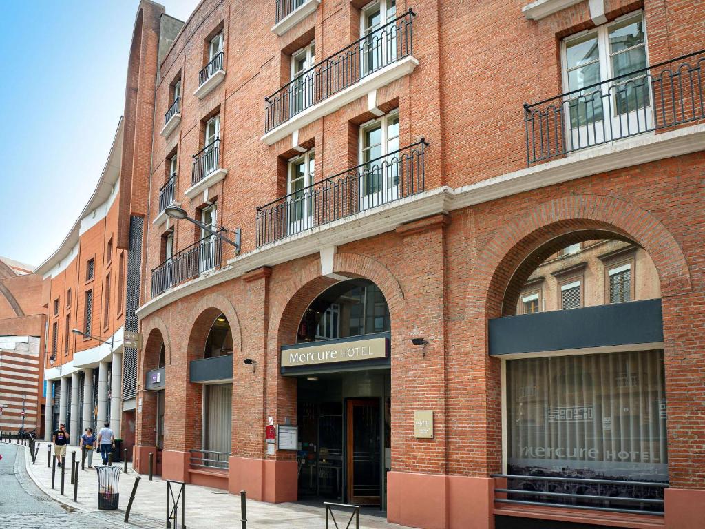 Mercure Toulouse Centre Wilson Capitole este situat în centrul oraşului Toulouse în cartierul plin de viaţă şi teatru.