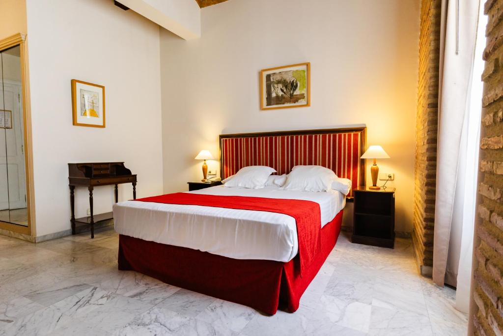Questo hotel boutique si trova nel centro storico di Valencia, vicino alla Cattedrale. L'affascinante edificio del XIX secolo offre la connessione Wi-Fi gratuita in tutte le aree.