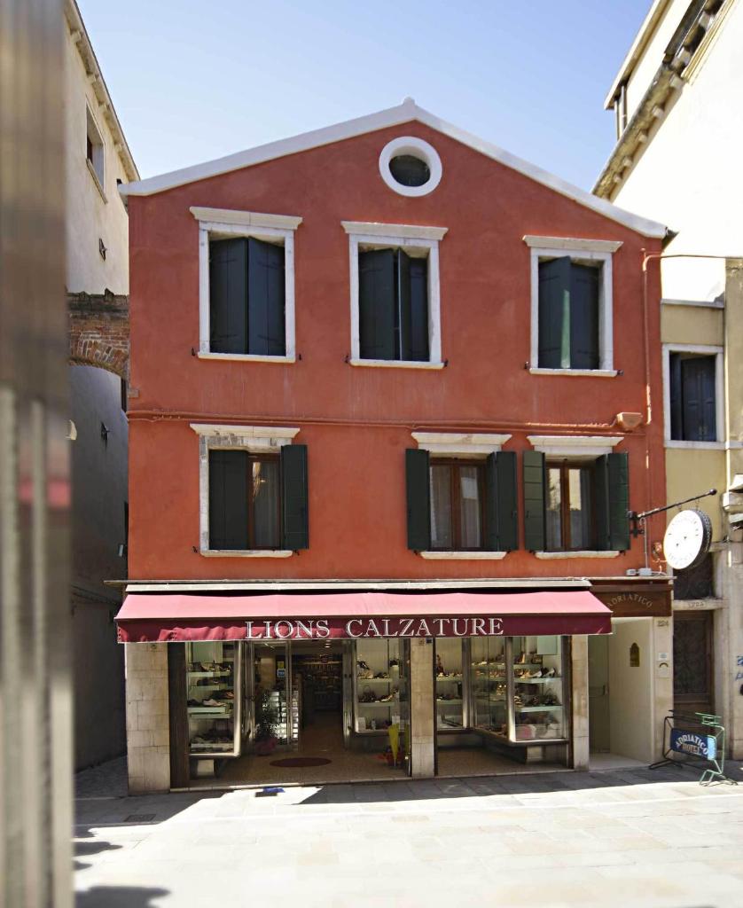 Hotel Adriatico, Venice