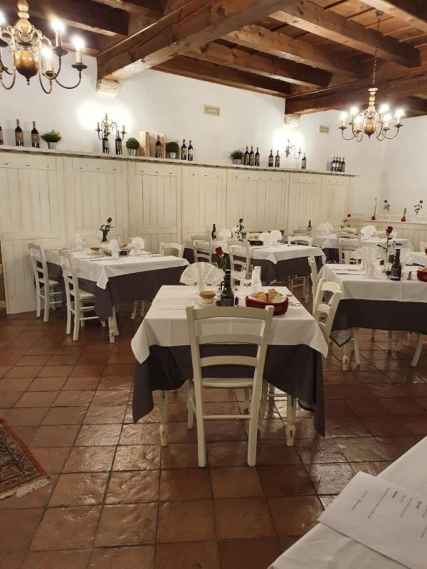 In San Martino Buon Albergo, 13 km von Sant'Anastasia entfernt, bietet das Albergo Grobberio Unterkünfte mit einer Terrasse, kostenfreien Privatparkplätzen und einem Restaurant.