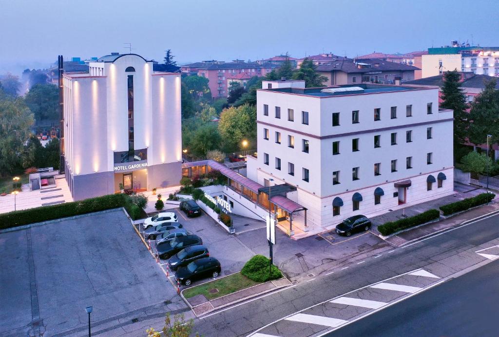 Set in San Michele, just a 10-minute drive from Verona’s centre, Hotel Gardenia is composed of 2 linked buildings and offers free parking and...