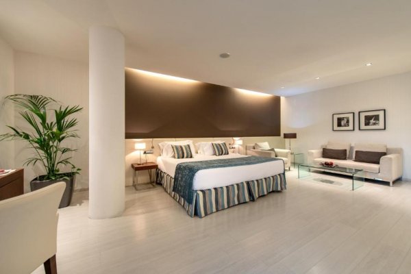 Hotel Diagonal Plaza, Zaragoza