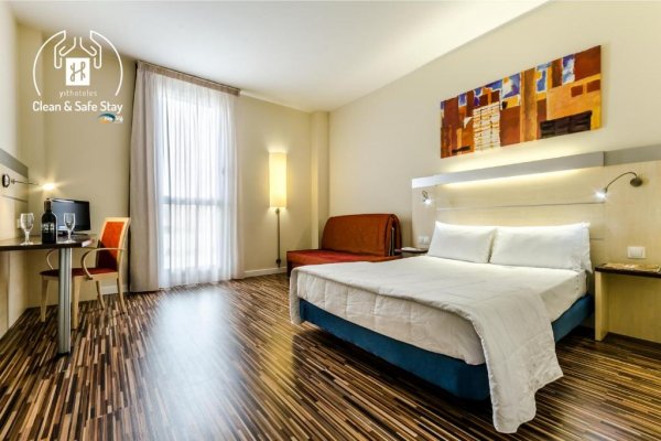 Hotel YIT Ciudad De Zaragoza, Zaragoza