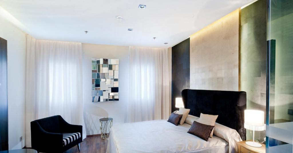 Kadrit Hotel, Cadrete