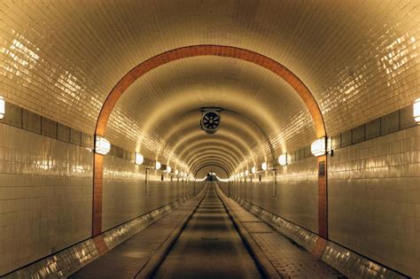 Old Elbe Tunnel (Alter Elbtunnel)