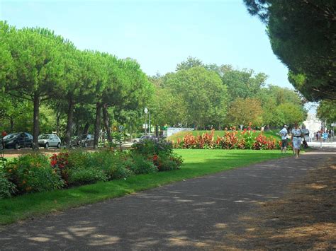 Charruyer Park