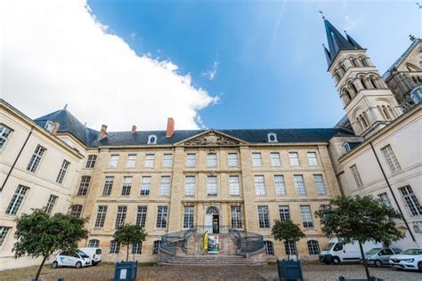 Saint-Remi Museum